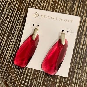 Kendra Scott Maize earrings
